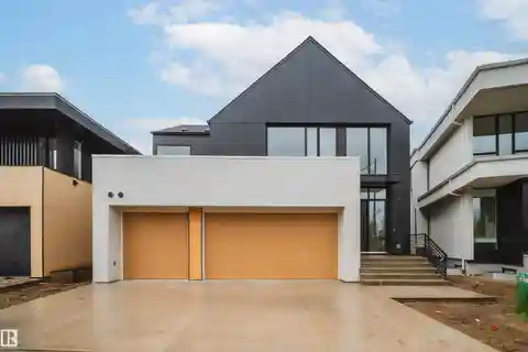 Immaculate New Home in the Cove
