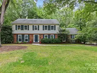 Expansive Home in Coveted Mountainbrook