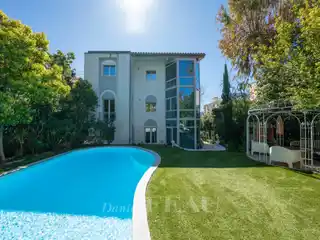 Renovated Gem Near the Sea