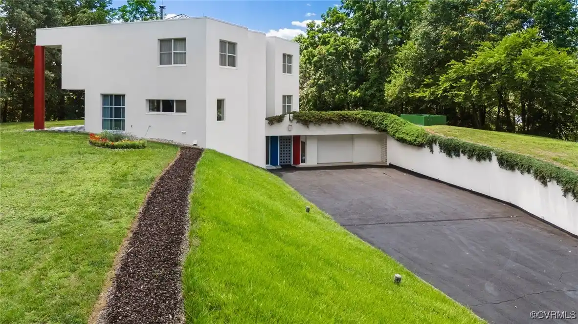 Contemporary-international Style Home in Coveted Pembroke