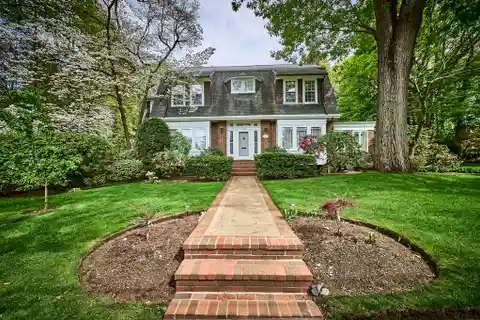 1913 Dutch Colonial on over 1.5 Acres
