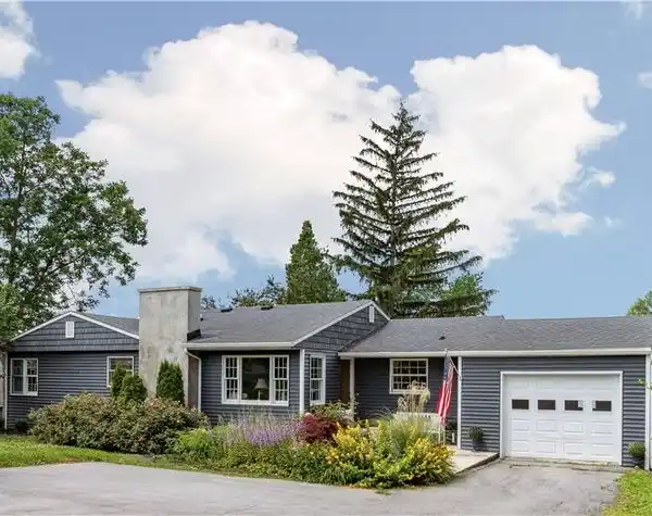 BEAUTIFULLY RENOVATED YEAR-ROUND KEUKA LAKE HOME