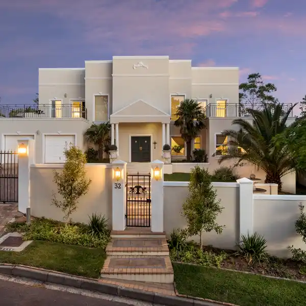 GORGEOUS NEO GEORGIAN STYLE HOME IN GOLDEN HILL