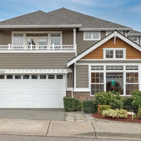 EXCEPTIONAL HOME IN COVETED CLOVER CREEK