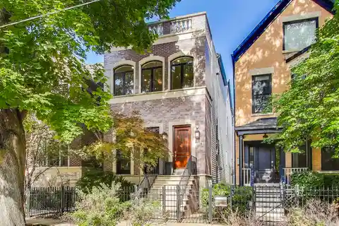 Thoughtfully Designed Home in Roscoe Village