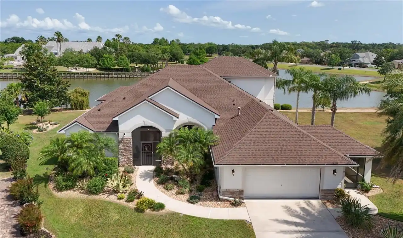 Rare Opportunity in the Lakes of Mount Dora