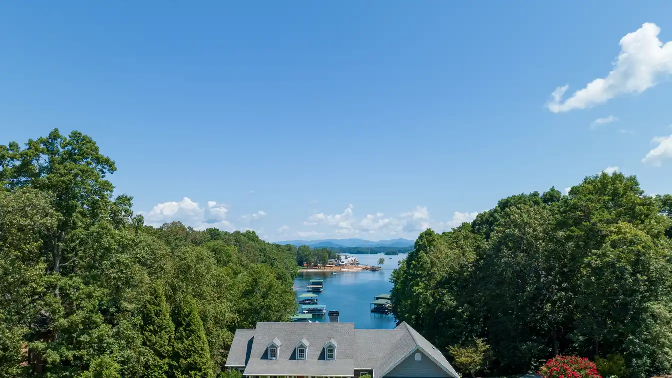 Stunning Mountain Views Along the Shores of Lake Keowee