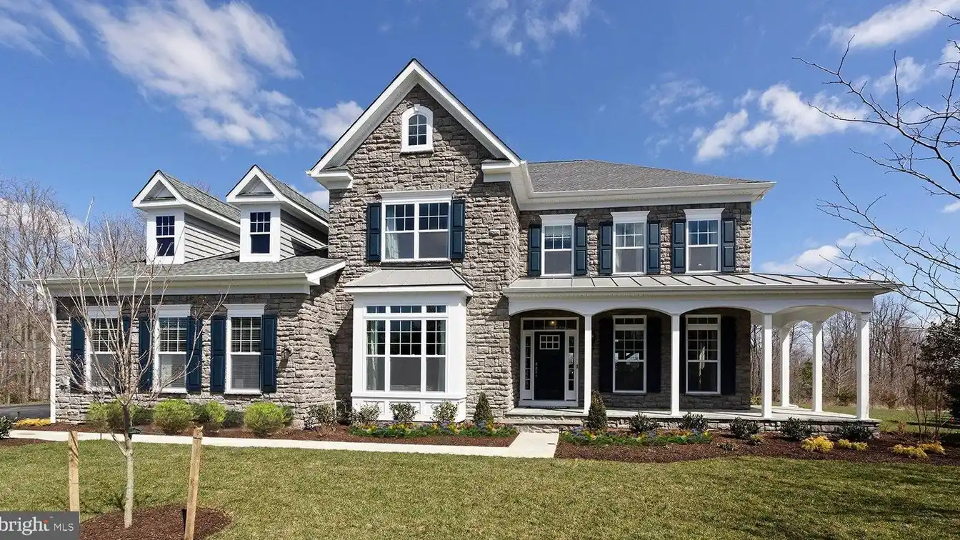 Exceptional Residence Designed for Flexible Luxury Living