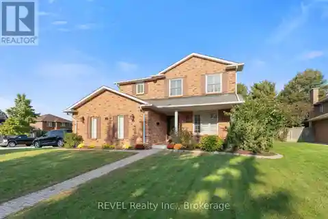 Executive Home in St. George's Point