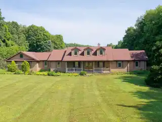 Country Estate of over Ten Acres