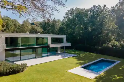 Magnificent Contemporary Villa