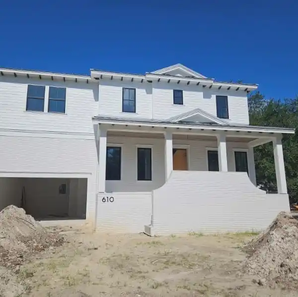 REMARKABLE NEW CONSTRUCTION IN DAVIS ISLANDS