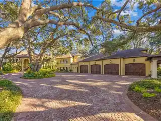 Private Acre-plus Oasis in Port Royal Plantation