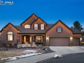 Exquisite Home with Mountain Views