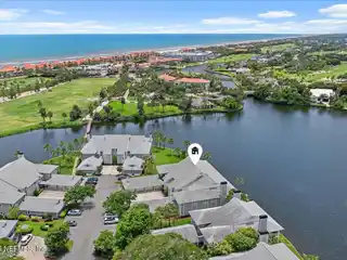 Sun-filled Two-unit Combination in Old Ponte Vedra