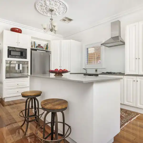 STYLISH LIVING BEHIND A GORGEOUS CHARACTER FAçADE
