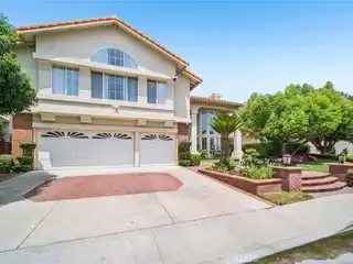 Luxury and Elegance in Prestigious Porter Ranch