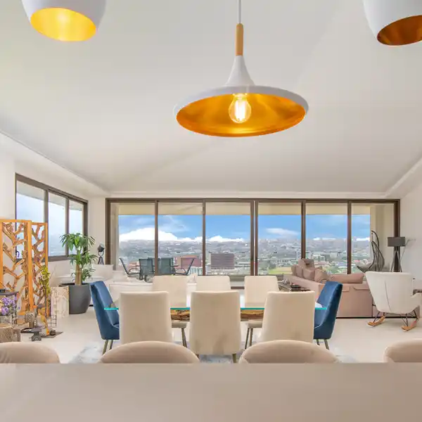 THE VALLEY VIEWS PENTHOUSE: A MASTERPIECE OF CONTEMPORARY DESIGN