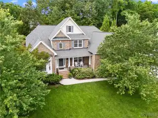 Luxury and Comfort in Cambria Cove