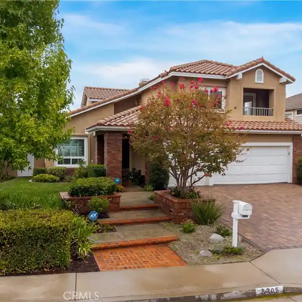 ELEGANCE, COMFORT, AND CONVENIENCE AND UNFORGETTABLE PACKAGE