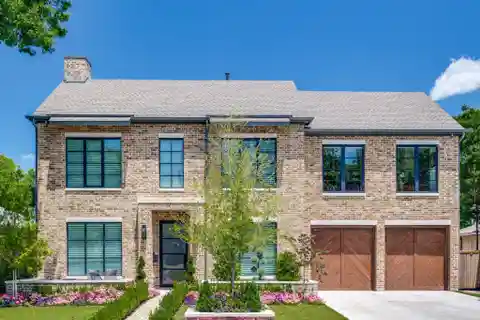 Bespoke Brick Property in the Bird Streets