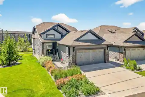 Southwest-Facing Showhome with Stunning Walkout