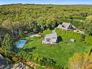 Beachy Gem on Edge of Woods Road