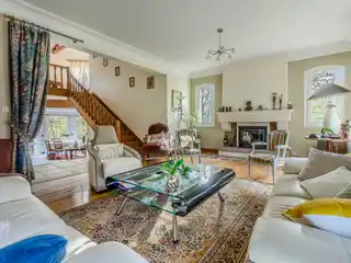 Comfort and Charm in a Sought-After Area