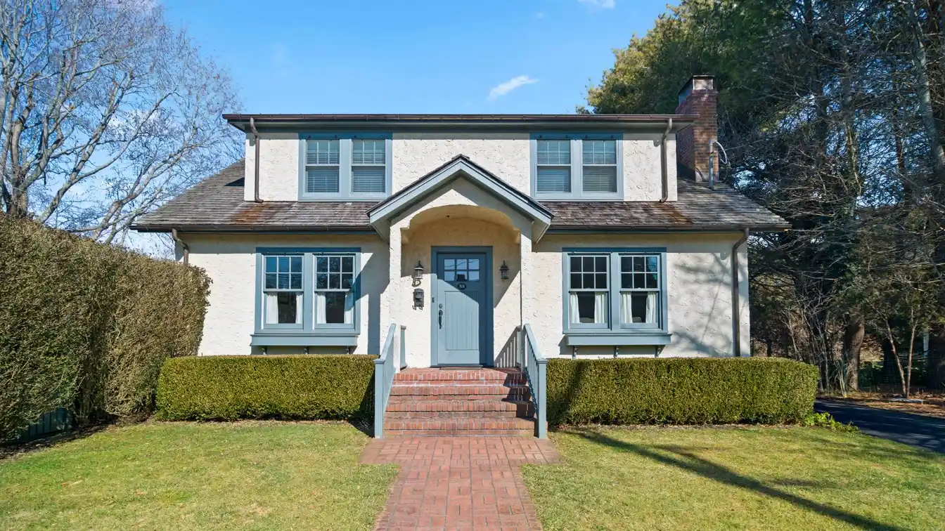 Perfect Privacy with Ideal Village Proximity