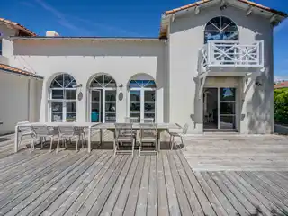 Exceptional Villa in the Golden Triangle