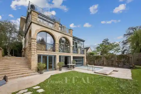 Exceptional Property with Lush Surroundings