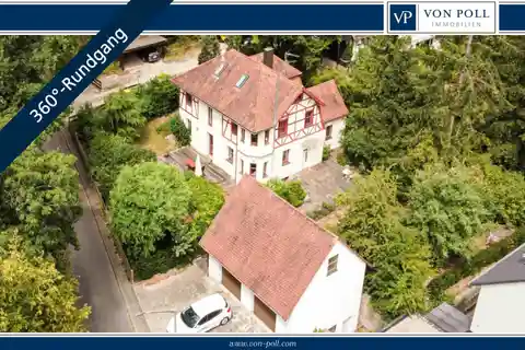 Half-Timbered House on the Edge of the Forest – Collector's Item with Large Plot