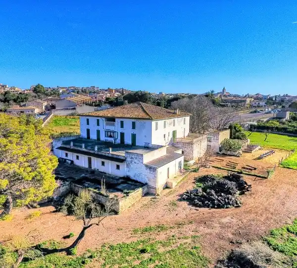 FOR SALE OLD POSSESSIó DOCUMENTED IN THE 17TH CENTURY IN THE OUTSKIRTS OF CAMPANET IN MALLORCA
