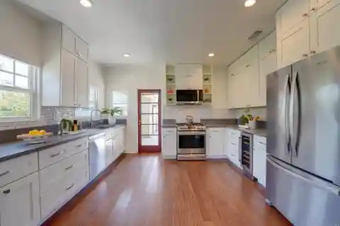 Beautifully Upgraded Property with Accessory Unit