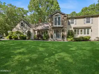 Elegance and Comfort with Functionality