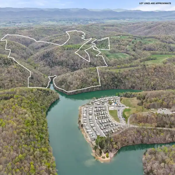 EXPANSIVE 278.1-ACRE UNRESTRICTED TRACT