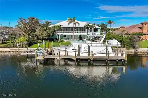 Luxurious Boater's Paradise