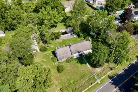 Rare Parcel in a Desirable Community