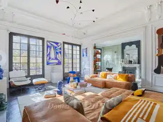 Peaceful Duplex Apartment on the Top Floors