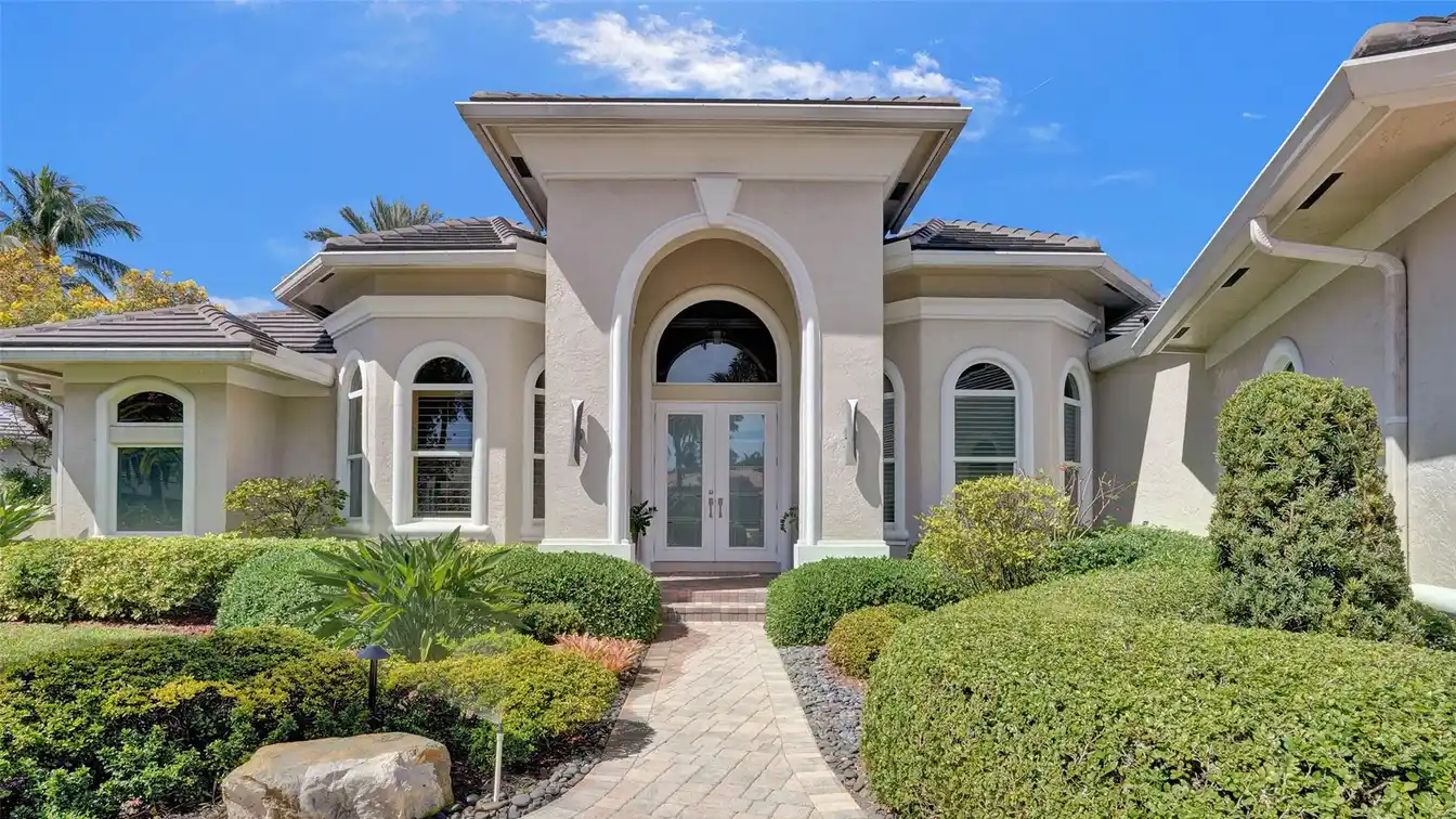 Beautiful Home in Hawks Landing