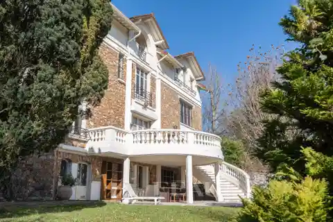 Magnificent Private Mansion