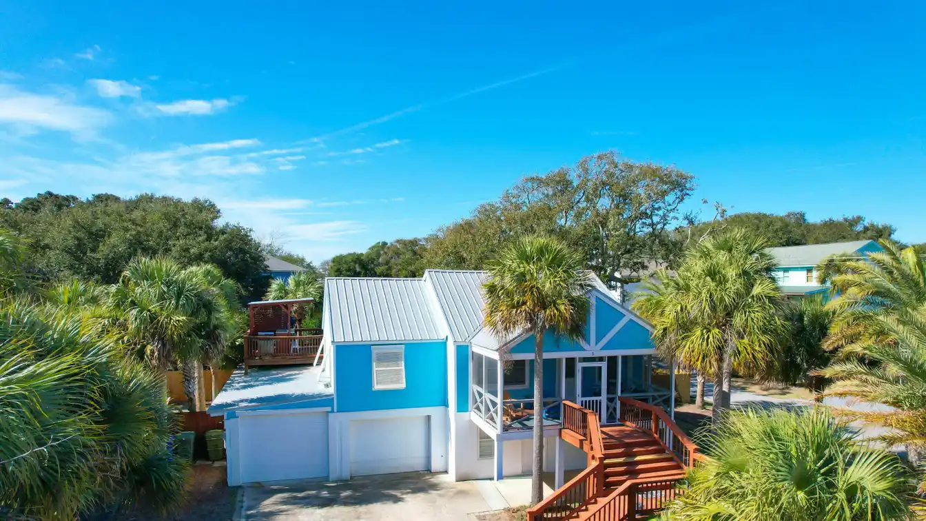 Recently Updated Home Steps to the Beach