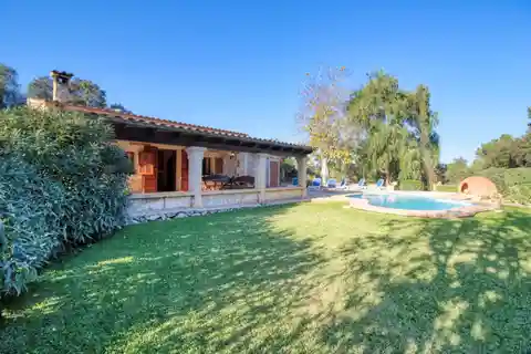 Beautiful Finca with Pool and Holiday Rental License in Pollensa, Mallorca