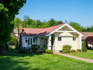 Charming Turnkey Ranch