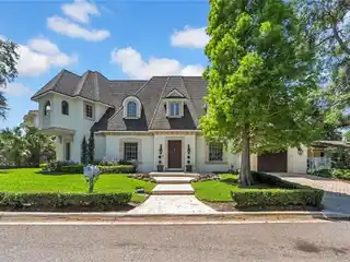 Completely Updated French Provincial in Waverley Park