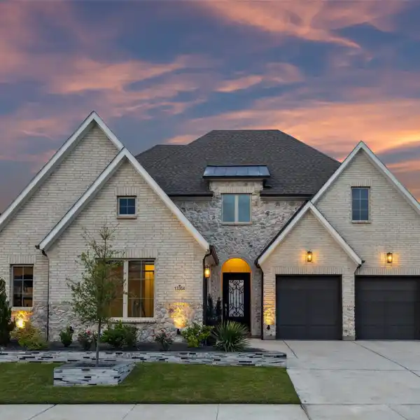 MODERN SOUTHGATE HOME LOADED WITH UPGRADES