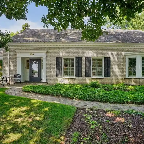 TIMELESS WHITE BRICK CAPE COD IN VIRGINIA MANOR