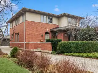 Exquisite Home Blending Elegance and Comfort