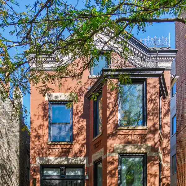VICTORIAN GRANDEUR MEETS CONTEMPORARY GARDEN SANCTUARY