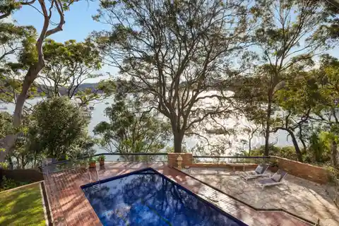 Contemporary Living in an Idyllic Waterfront Setting